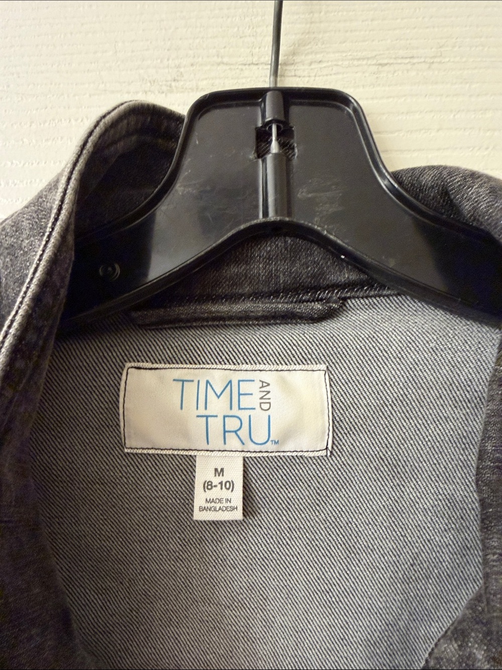 Time and Tru Women's Washed Black Denim Jacket - Picture 2 of 3